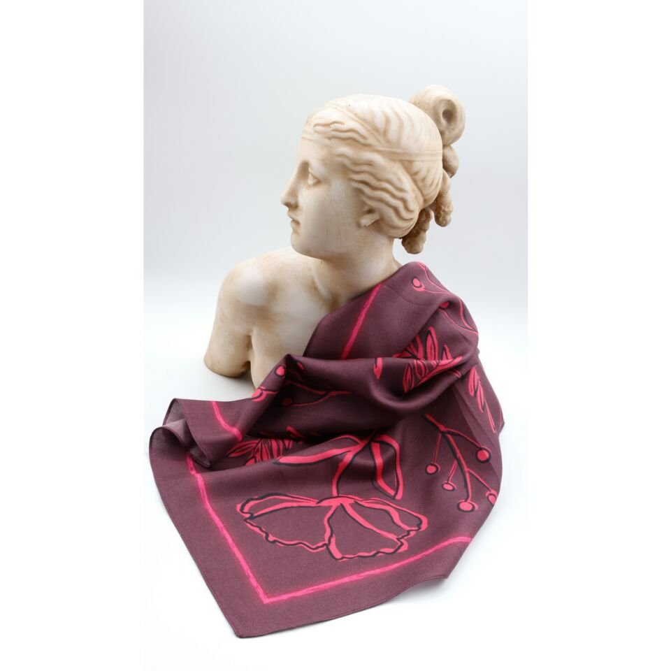 Petite Fular - Velvet Blossom