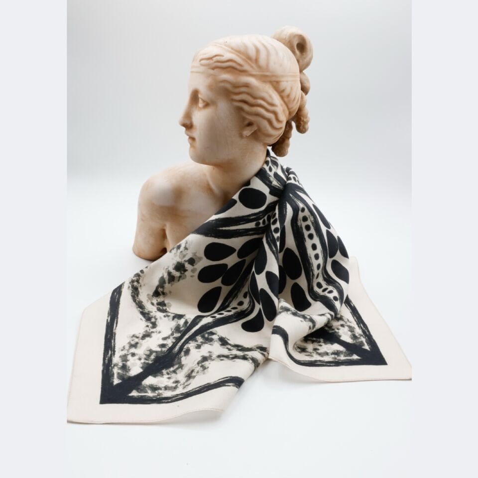 Petite Fular - Champagne Silk